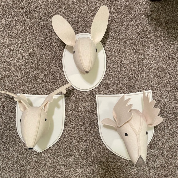 Pottery Barn Kids Wall Decor Pottery Barn Animal Bust Set Of 3